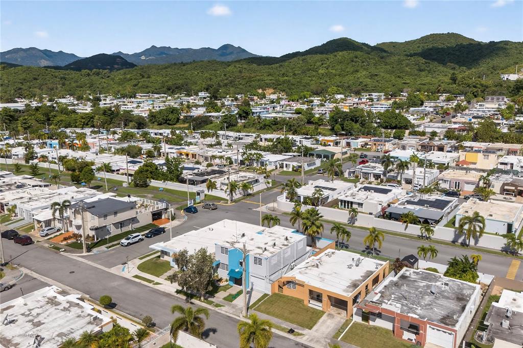 757, Enrique Laguerre, Ponce - 31