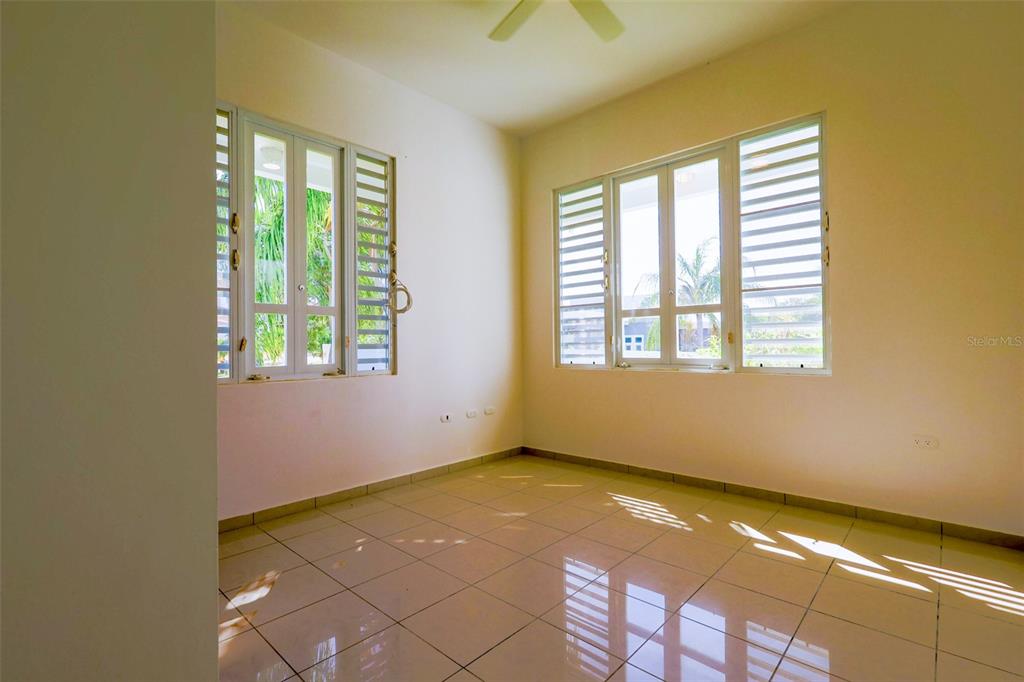 13.4, Carretera 110, Aguadilla - 24