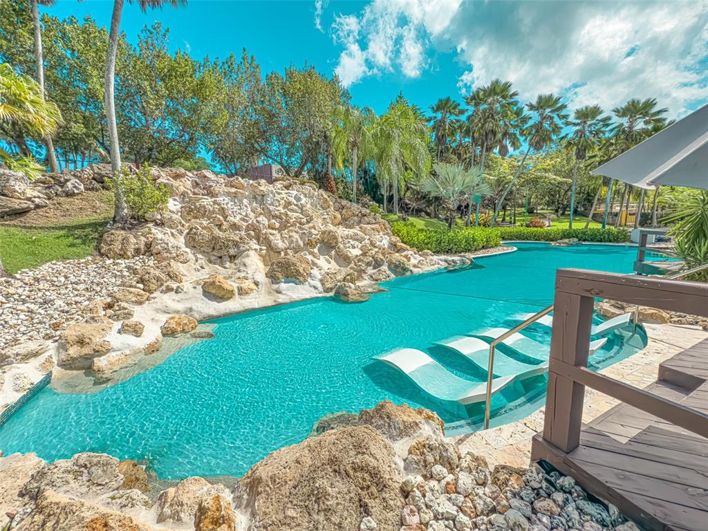 372, 00690, Cond Treasure Point, Vega Alta - 49