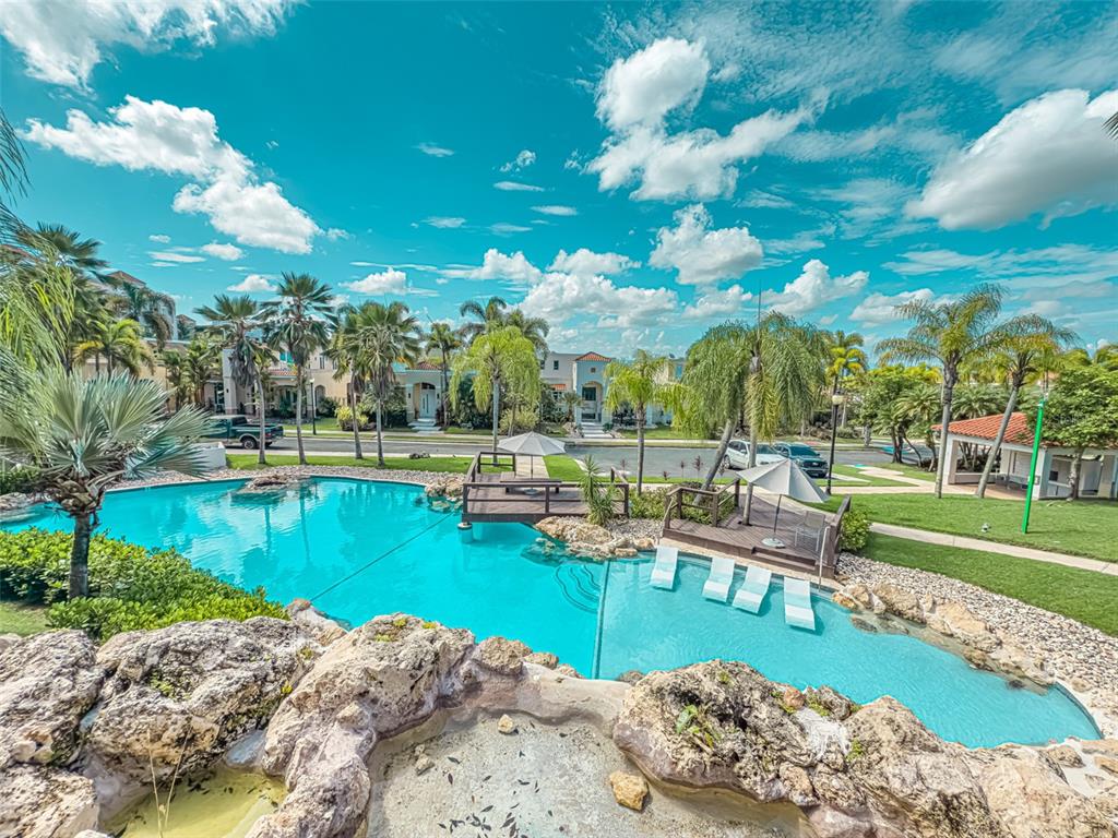 372, 00690, Cond Treasure Point, Vega Alta - 51