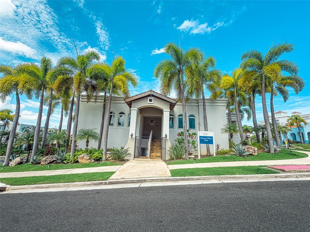 372, 00690, Cond Treasure Point, Vega Alta - 52