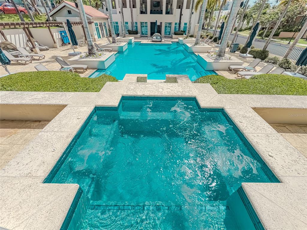 372, 00690, Cond Treasure Point, Vega Alta - 67