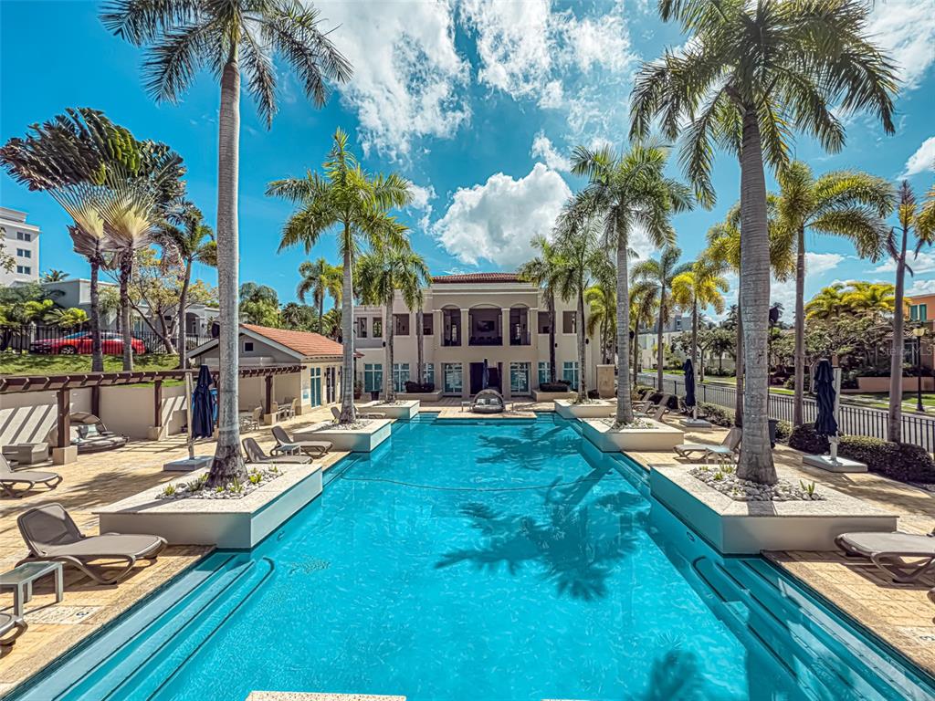 372, 00690, Cond Treasure Point, Vega Alta - 69
