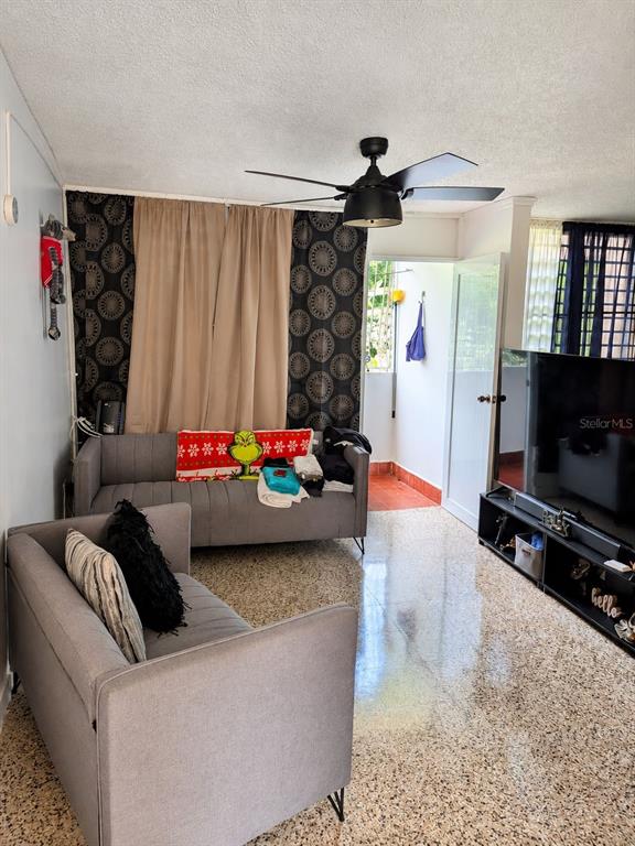 01, 9444, Rio Cristal, Mayaguez - 2