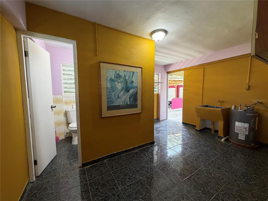 Lot 1, Km 4.9, Pr 175, Caguas - 19