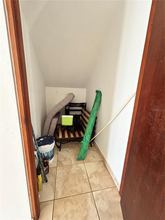 345, Calle Tulipan, Caguas - 21