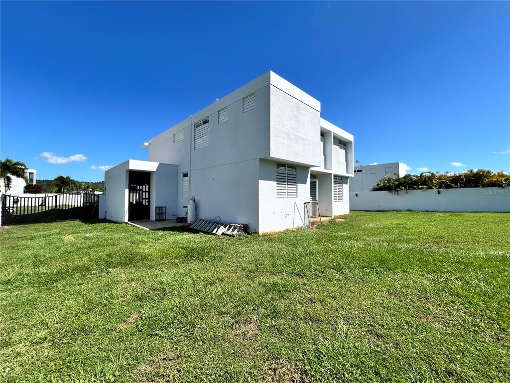 345, Calle Tulipan, Caguas - 4