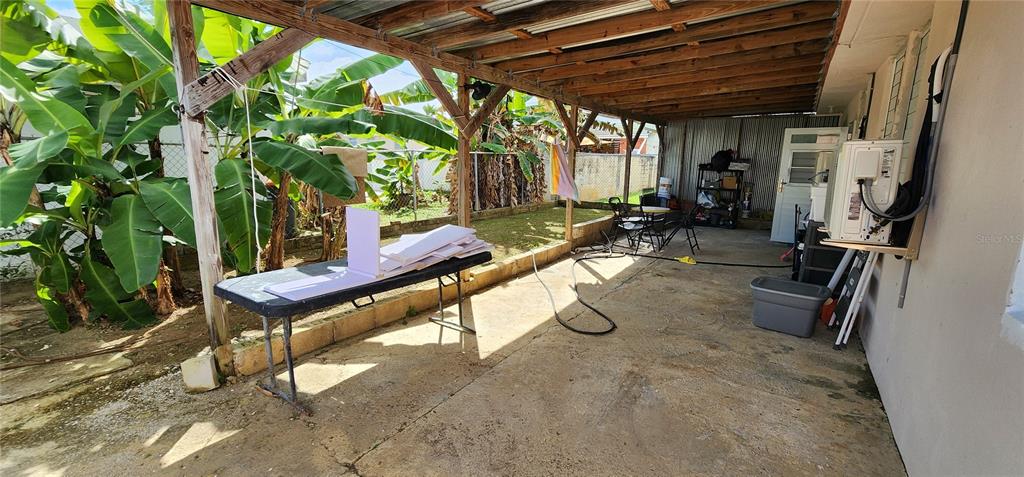 86, Calle 8, Brisas De Ceiba, Ceiba - 5