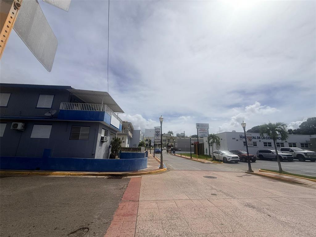 Ave. Muñoz Marín, Ave. Muñoz Marín, Esq. General Duvergé, Hormigueros - 4