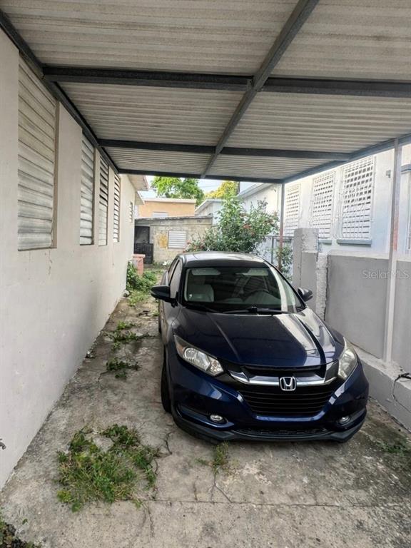 49, Vicente Pales, Guayama - 11