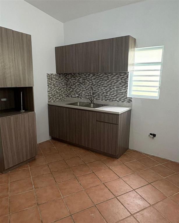 La Barra, 105 F, Caguas - 4