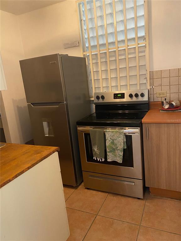 Apt E1, 14, Jose Julian Acosta, Vega Baja - 8