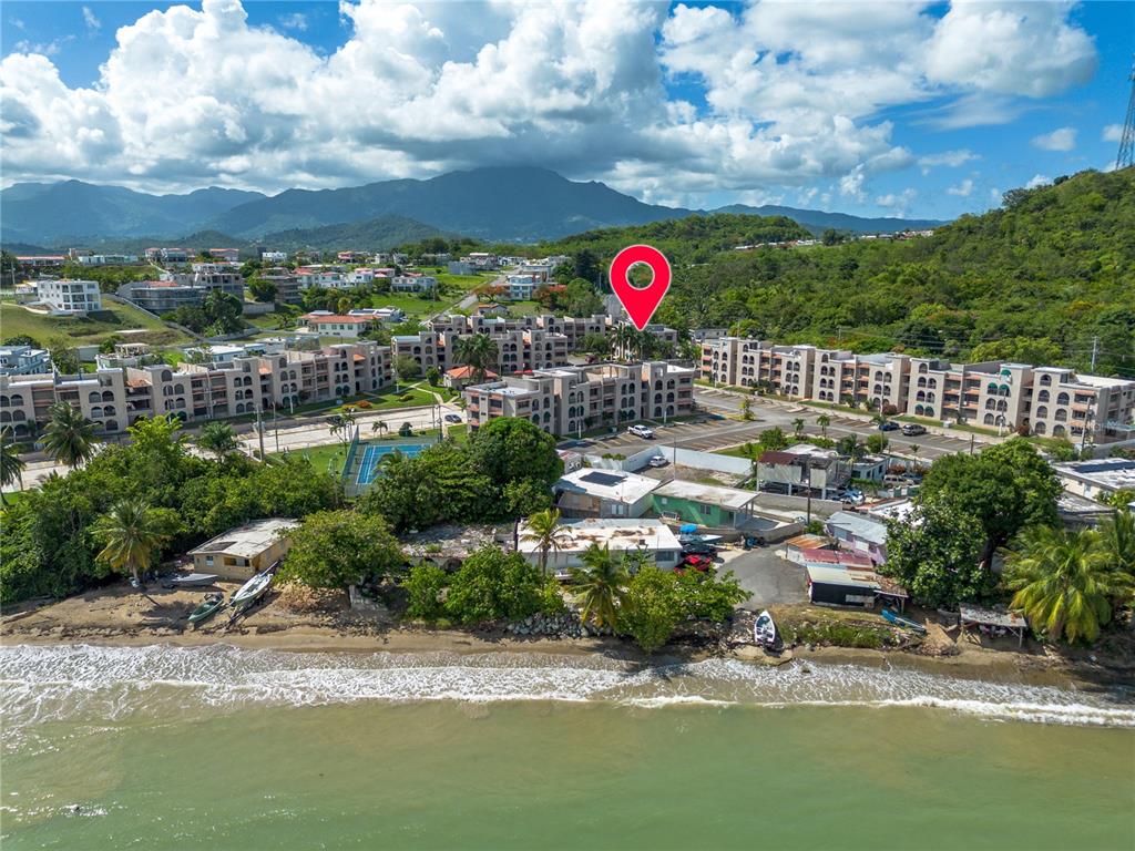 B-208, Cala De Hucares, Carr 3 Km 66.7, Naguabo - 30