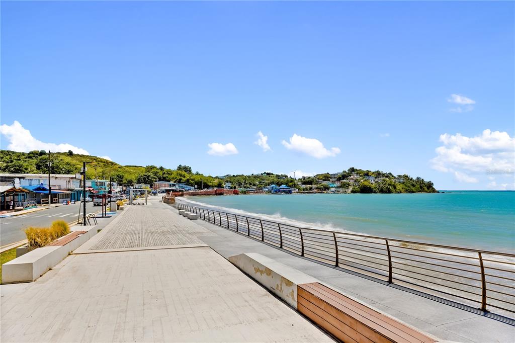 B-208, Cala De Hucares, Carr 3 Km 66.7, Naguabo - 36