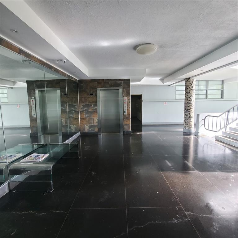 13, Ave. Ashford, Cond. La Rada, San Juan - 12