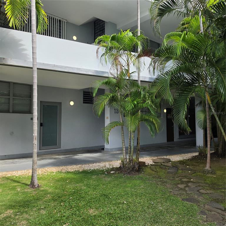 13, Ave. Ashford, Cond. La Rada, San Juan - 21