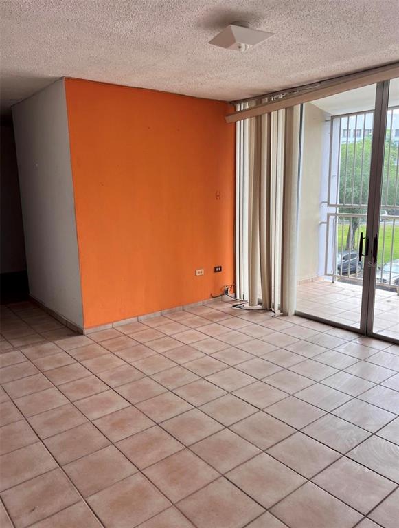 H301, 10 Ii, Santa Cruz, Bayamon - 1