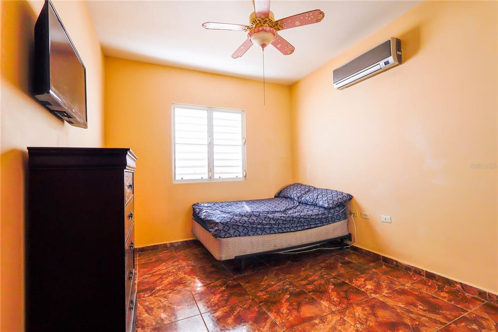 7, Calle Opalo, Aguadilla - 21