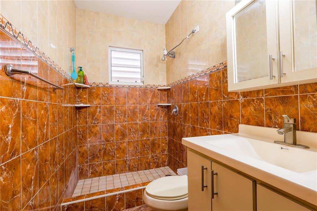 7, Calle Opalo, Aguadilla - 22