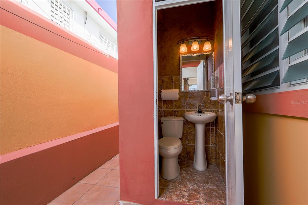 7, Calle Opalo, Aguadilla - 24