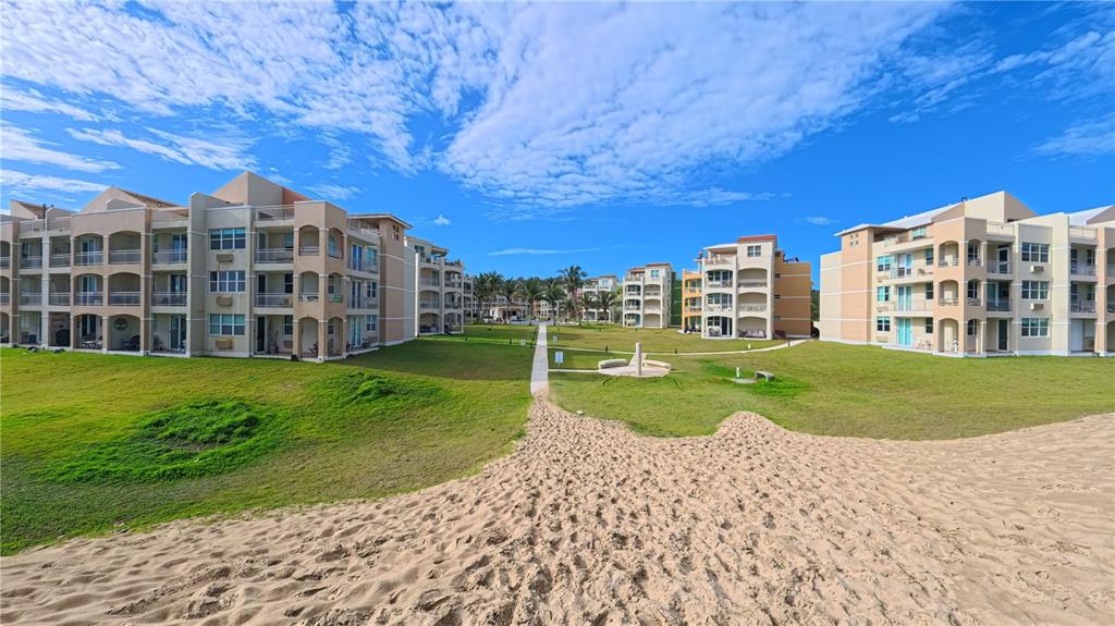 F104, 400, Cond. Haudimar Beach Apartments, Edif. F, Isabela - 1