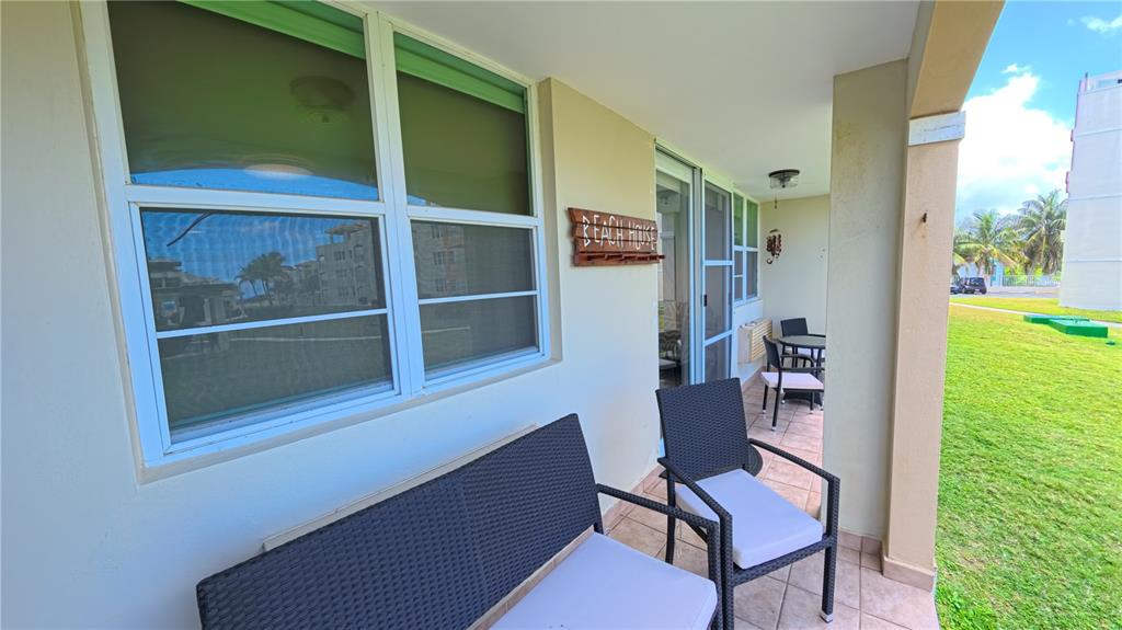 F104, 400, Cond. Haudimar Beach Apartments, Edif. F, Isabela - 33