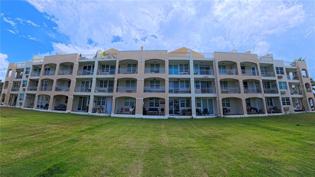 F104, 400, Cond. Haudimar Beach Apartments, Edif. F, Isabela - 40