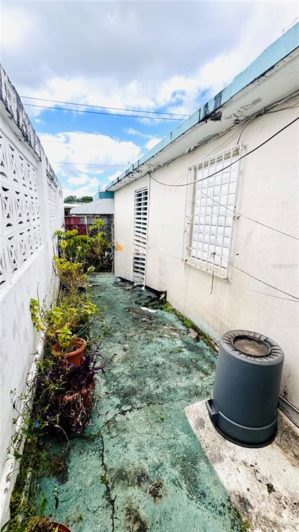 JF-34, Calle 232, Country Club, Carolina - 34