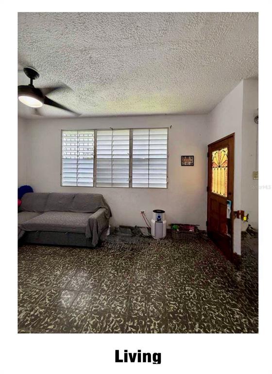 JF-33, Calle 232, Country Club, Carolina - 13