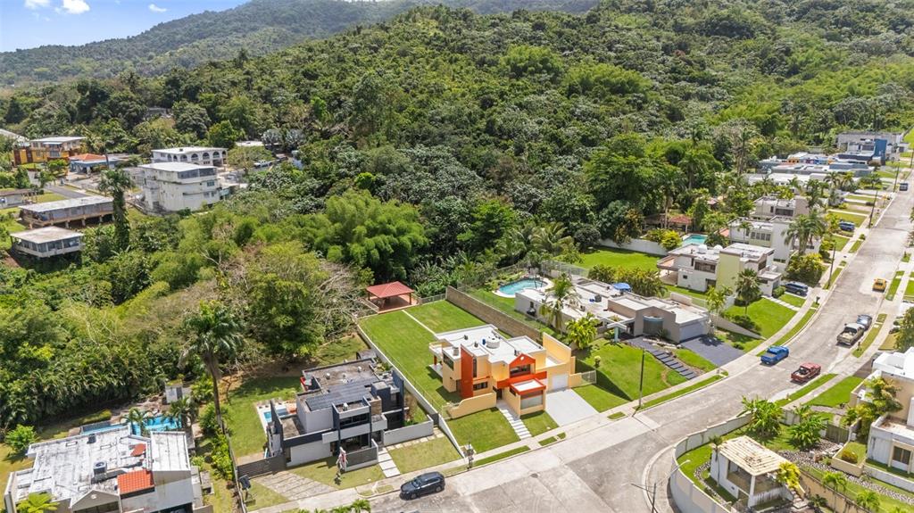 A16, San Ignacio Street, San Pedro Estates, Caguas - 5