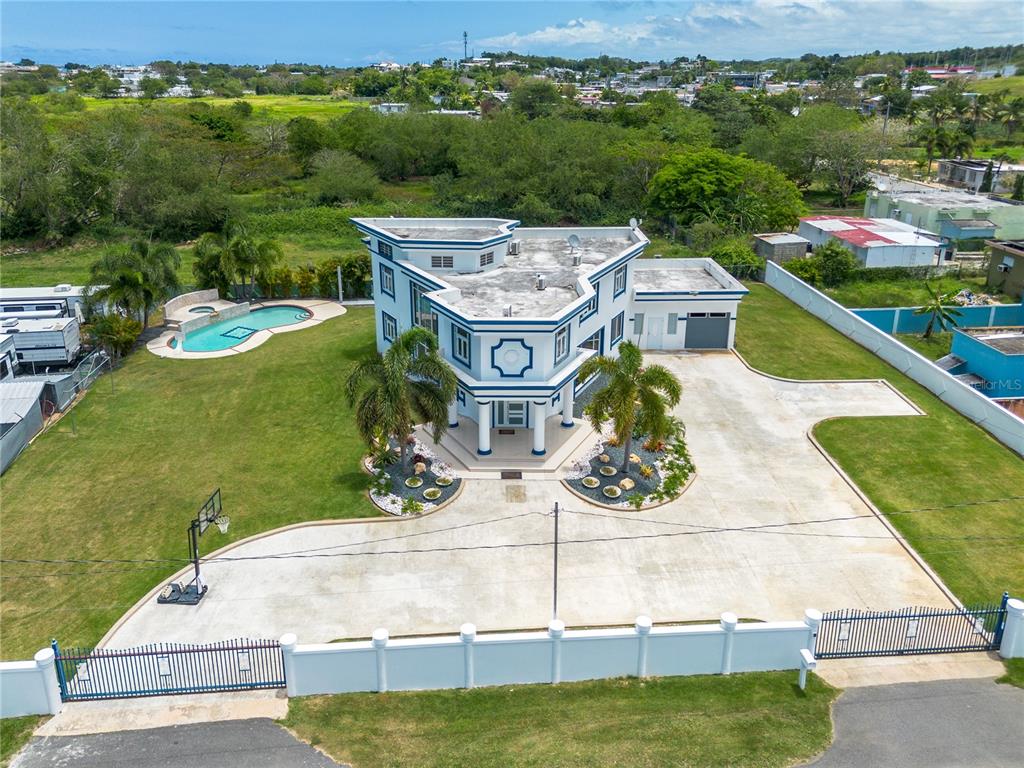 1, Calle Isamar, Isabela - 1