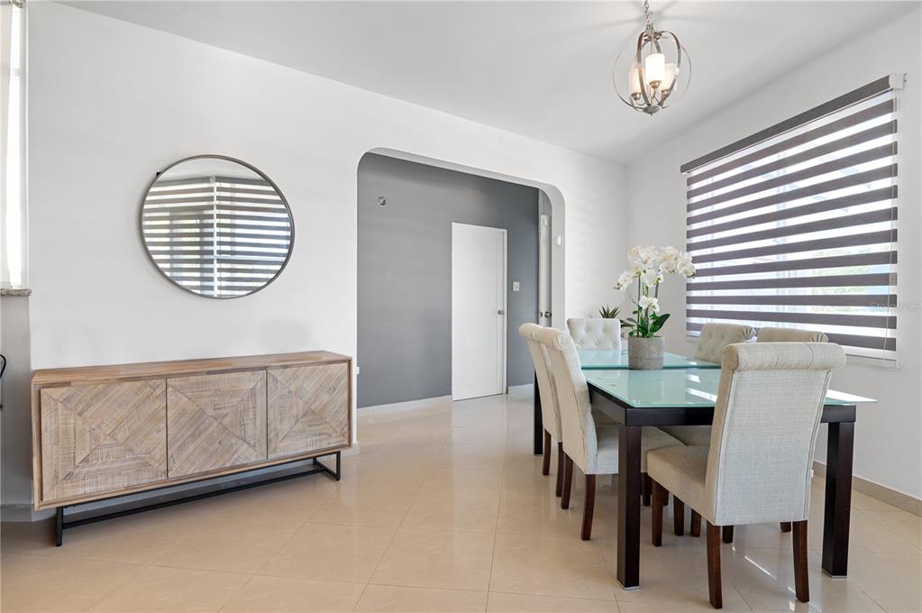 1, Calle Isamar, Isabela - 18