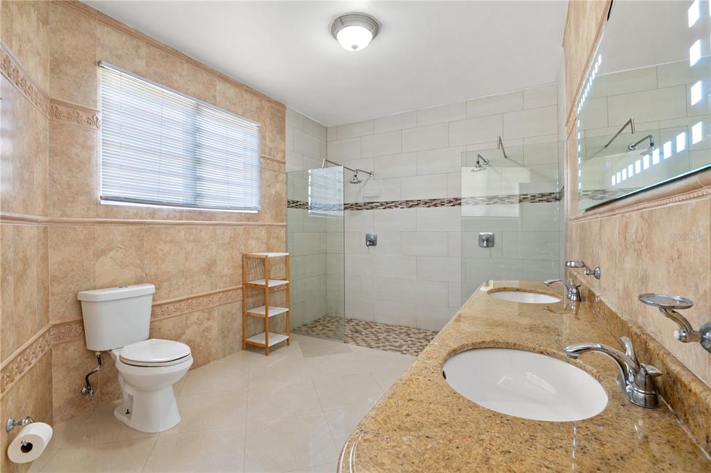 1, Calle Isamar, Isabela - 28