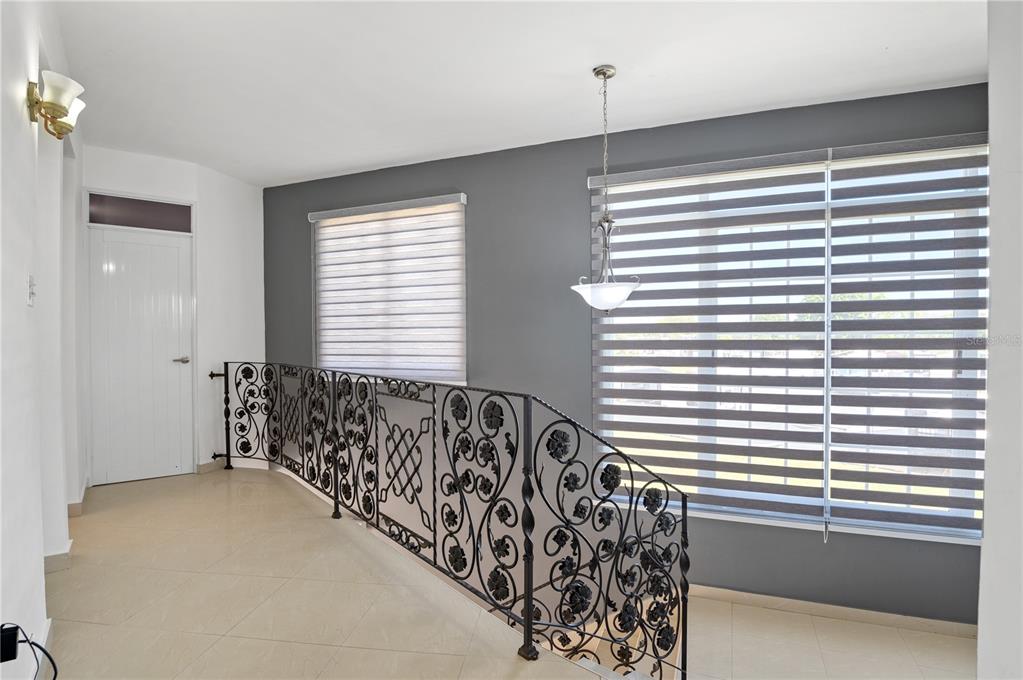 1, Calle Isamar, Isabela - 32