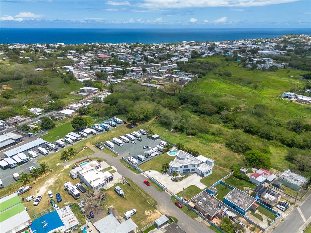 1, Calle Isamar, Isabela - 52