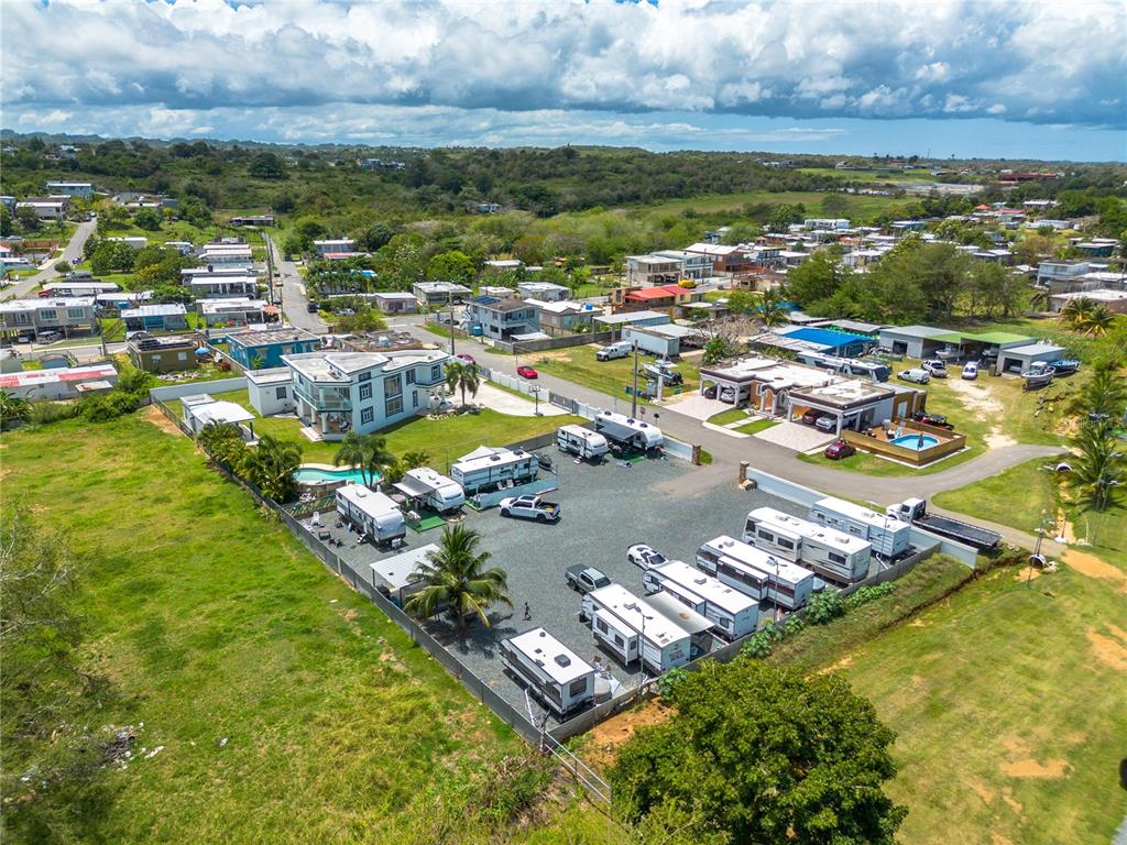1, Calle Isamar, Isabela - 61