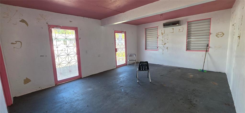Carr #160, Almirante, Vega Baja - 37
