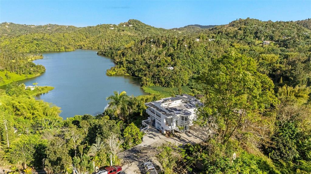 F2-F3, Carretera 742 Km.2.3, Sector Las Villas Bo. Carite, Guayama - 3