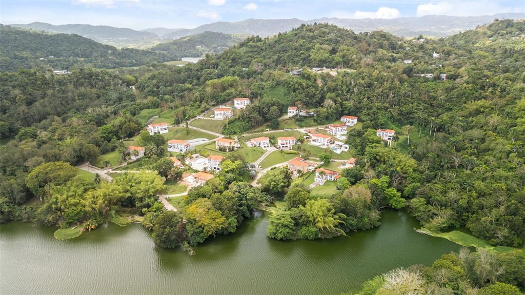 Carretera Pr-175 Km. 4.0k, Esmerald Lake Plantation, Trujillo Alto - 35