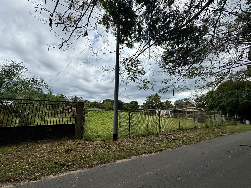 Bo Coto Norte, Sector Guayaney, Manati, Manati - 13