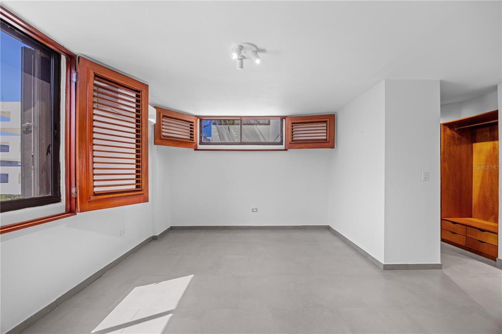 PH4, 1404, Magdalena, San Juan - 13