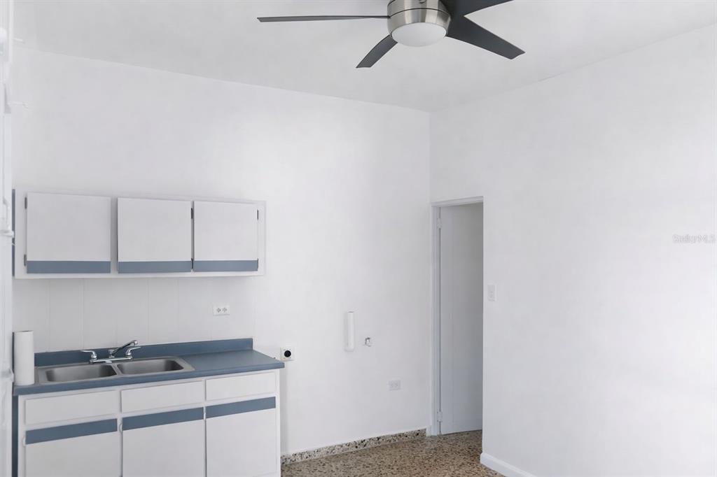42, 42, Calle Maestre Esq. De Diego, Cidra - 3