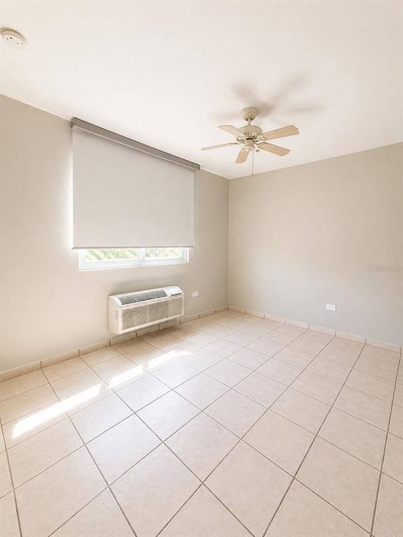 Ave. San Ignacio, Prados Del Monte, Guaynabo - 21
