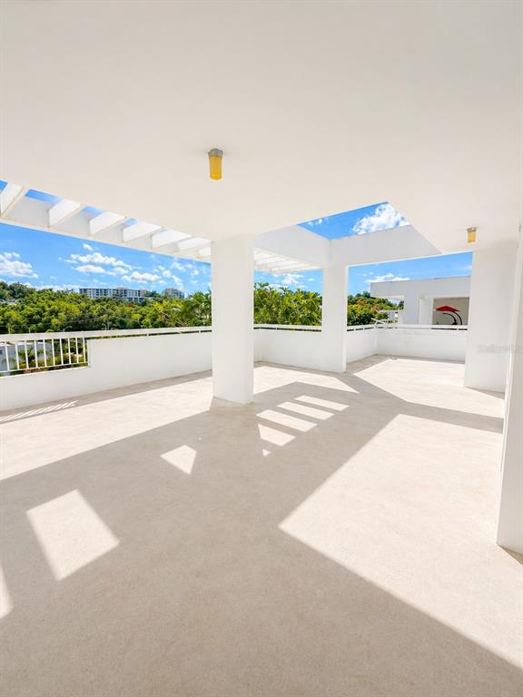 Ave. San Ignacio, Prados Del Monte, Guaynabo - 22