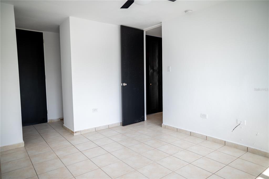 210, 29, Calle Basilio Catala, Guaynabo - 13