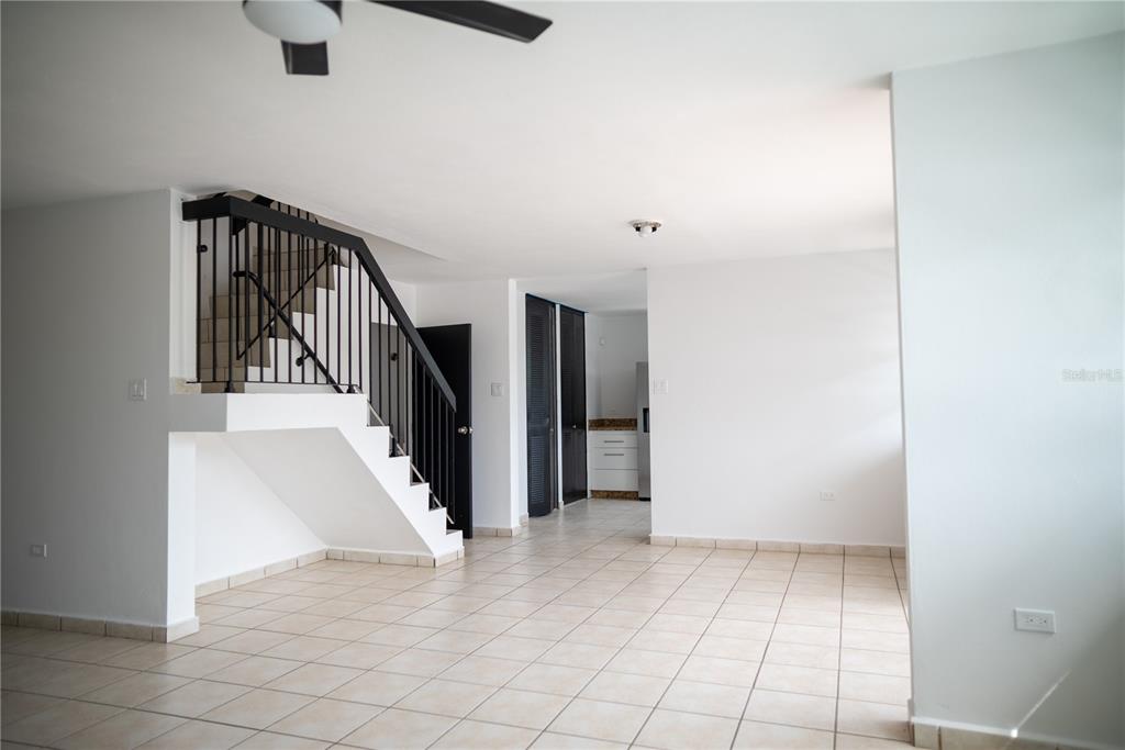 210, 29, Calle Basilio Catala, Guaynabo - 7