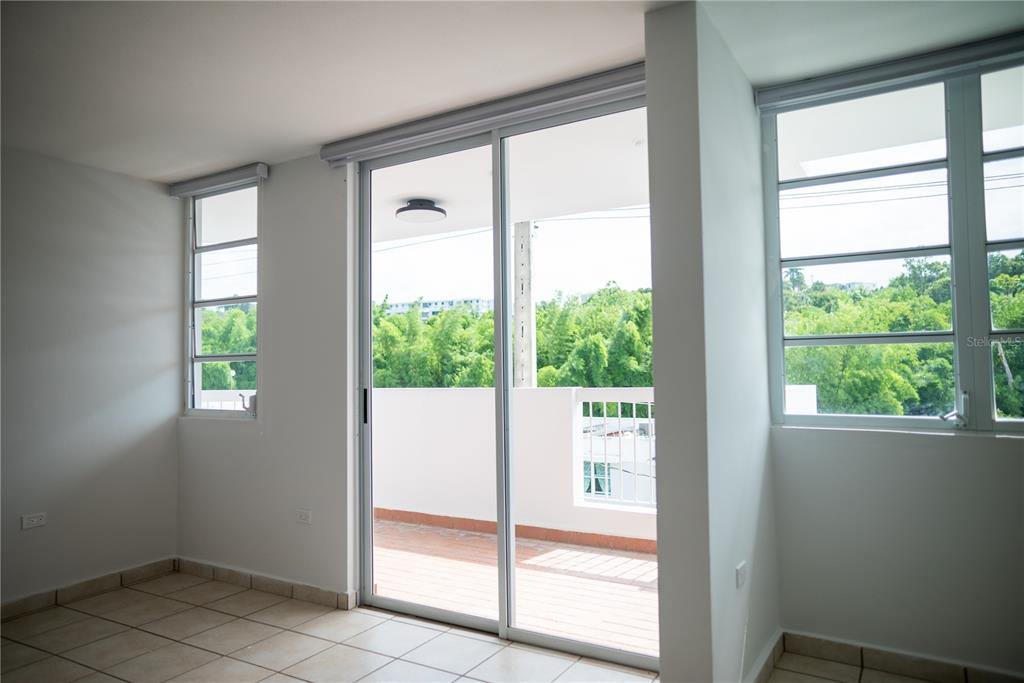 210, 29, Calle Basilio Catala, Guaynabo - 9