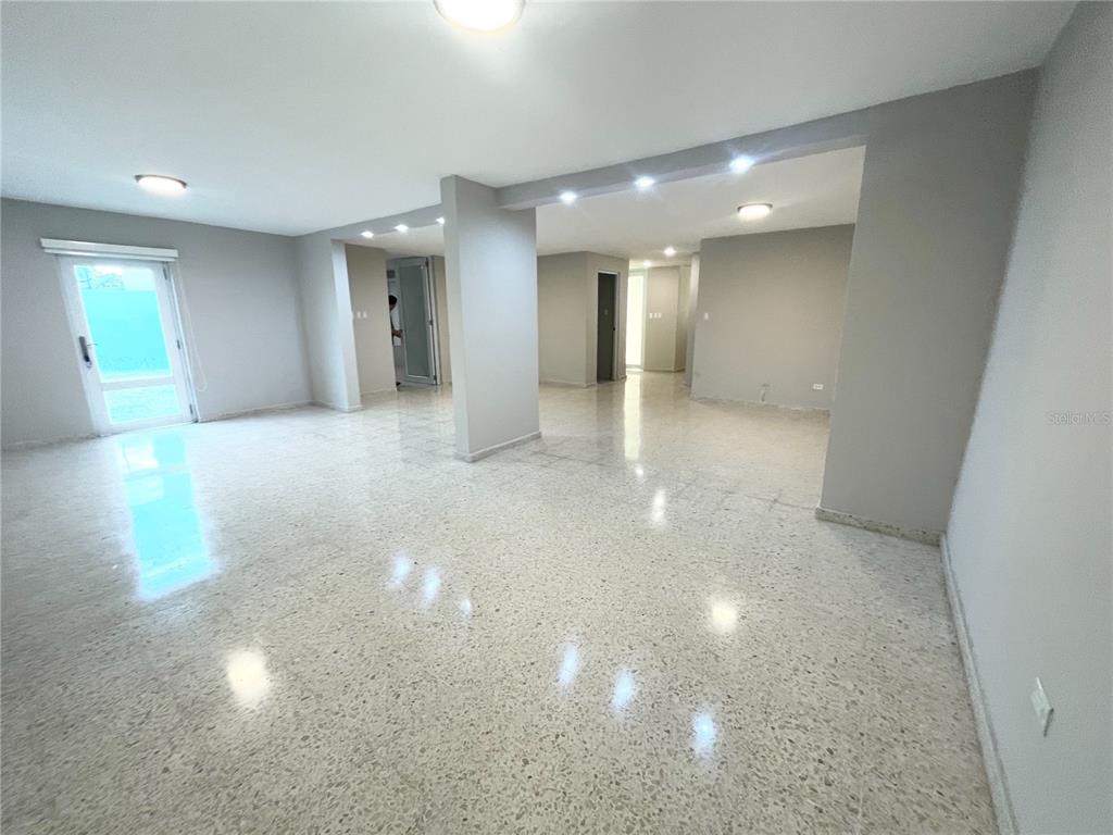 1826, Urb. Valle Real,, Infanta St., Ponce - 2