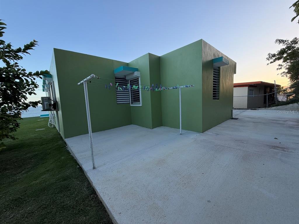 471, Calle 22 Bo. Mariani, Maunabo - 5