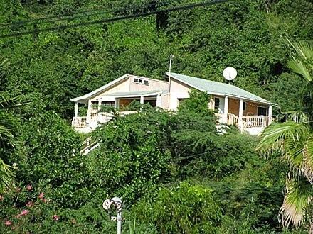End Of Road, Cam Playa Tamarindo, Culebra - 11